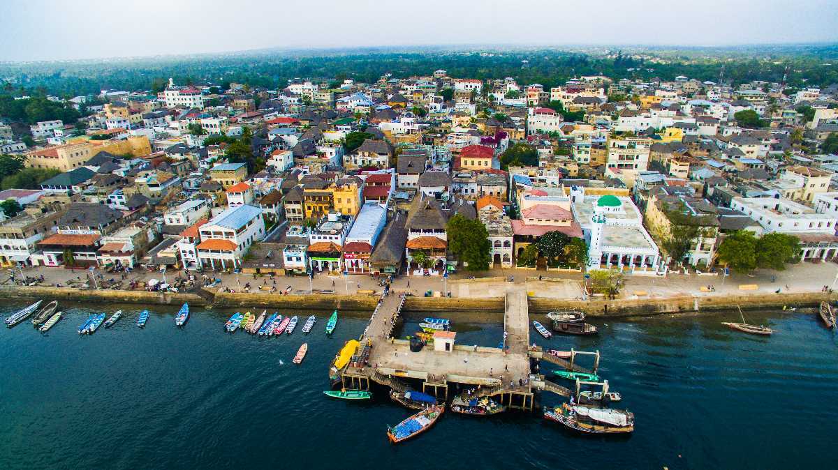 Almasi Tours and Safaris - Lamu Island Tours for Cultural Holidays, Pate, Manda, Kiwayu Islands